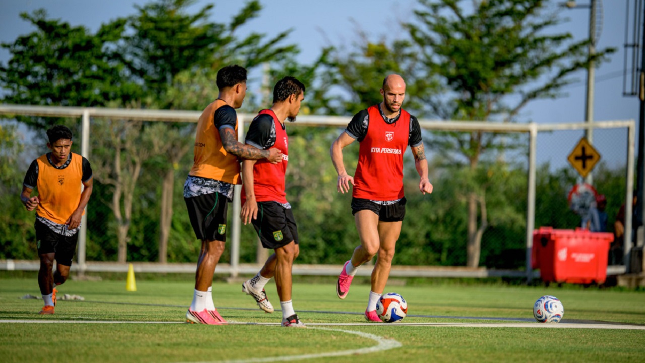 Risto Mitrevski Antusias Kembali Berlatih Bersama Persebaya Surabaya