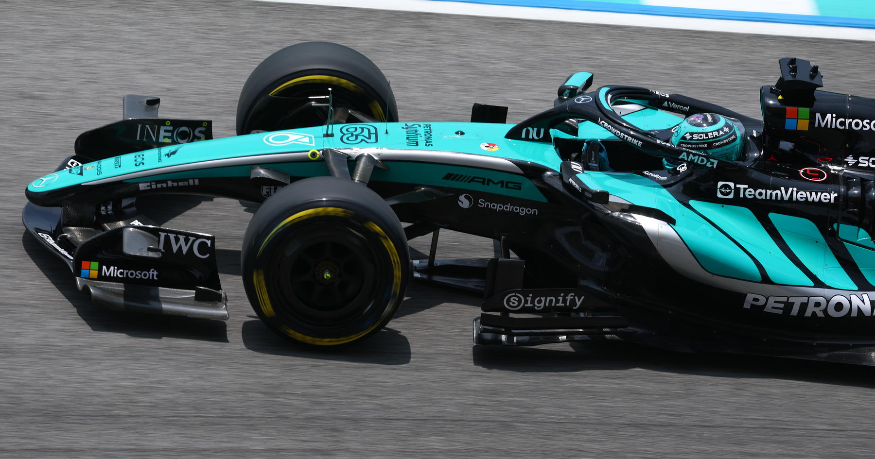 George Russell Khawatirkan Upgrade Mercedes di Sepang