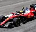 Lewis Hamilton Diselidiki FIA Terkait Insiden Cermin Ferrari
