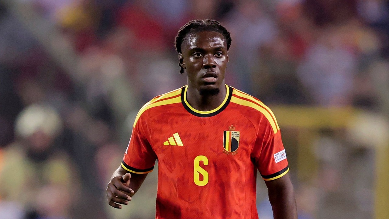 Mark van Bommel Batasi Menit Bermain Romeo Lavia di Timnas Belgia