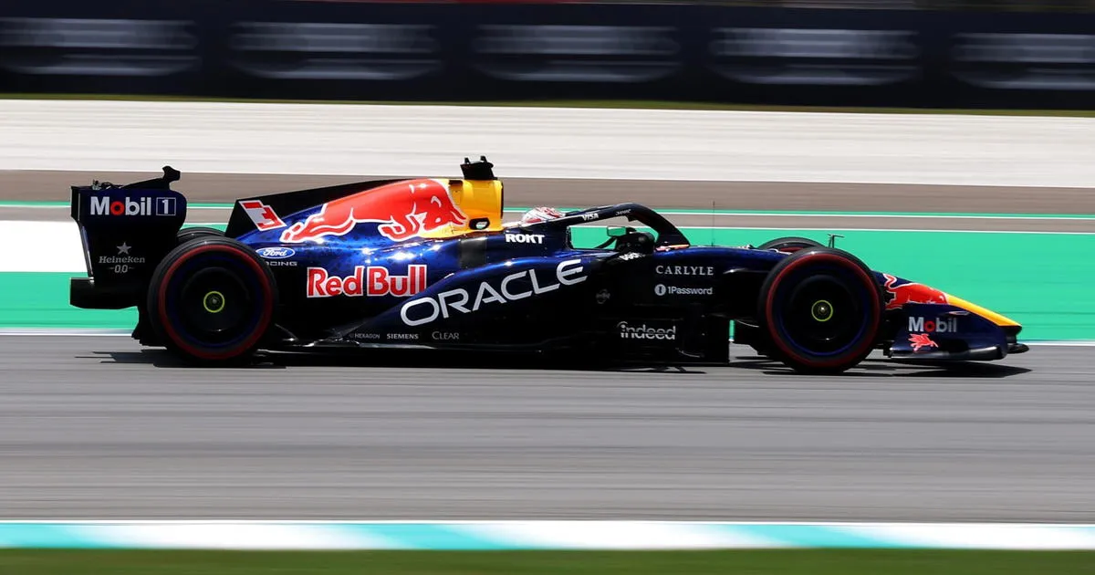 Max Verstappen Tercepat di Sepang dengan Suhu Tinggi - sumber: (racingnews365)