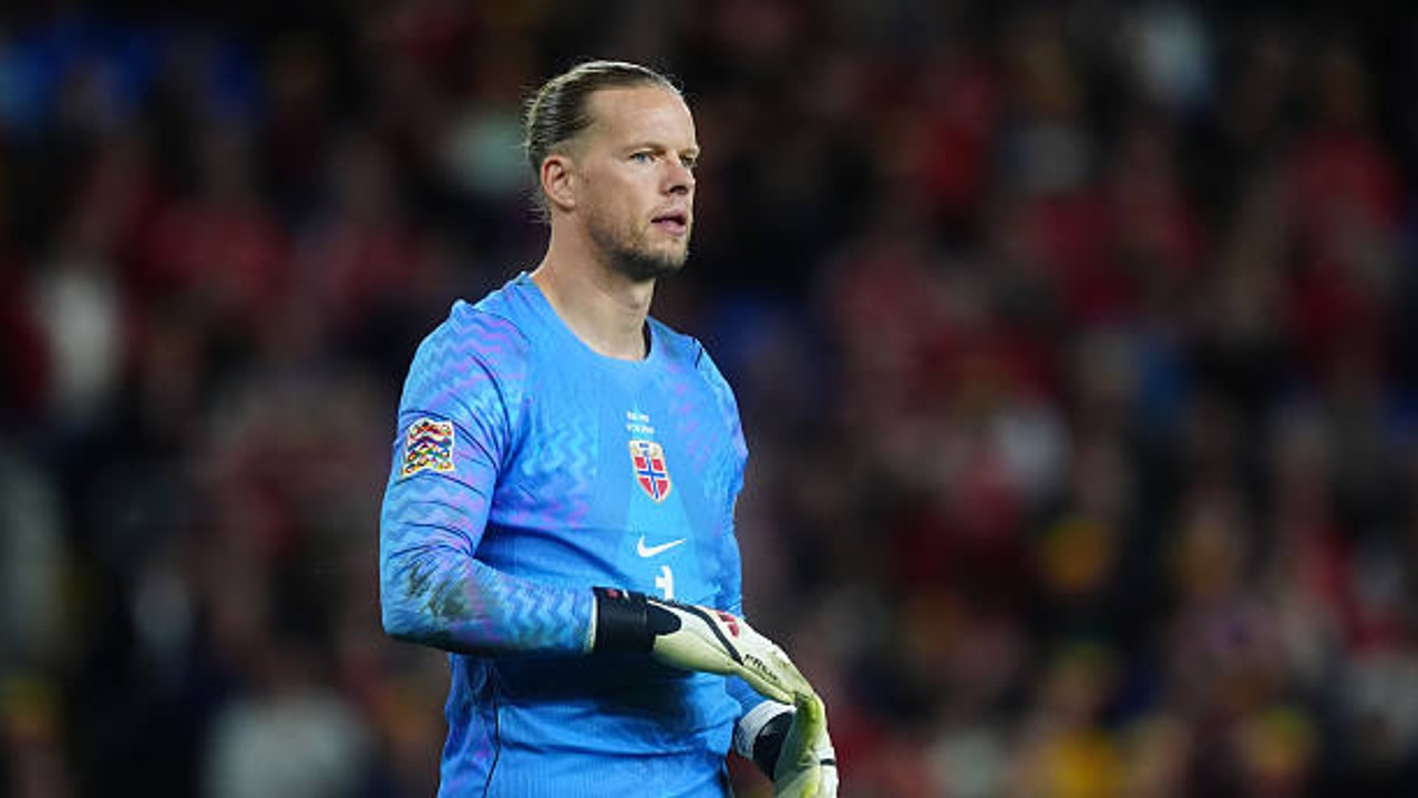Orjan Nyland Tampil Buruk, Egil Selvik Siap Diberi Kesempatan