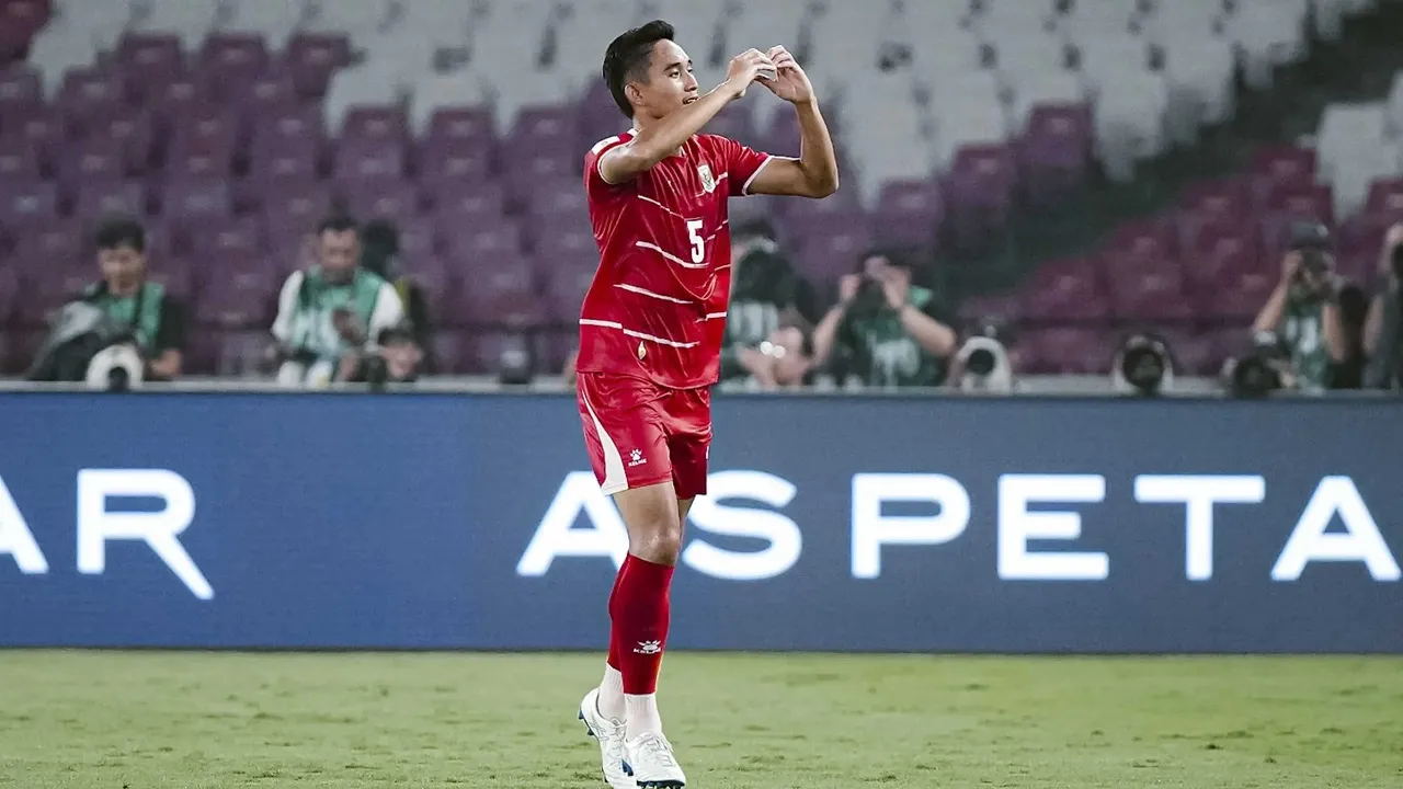 Rizky Ridho merayakan gol untuk timnas Indonesia