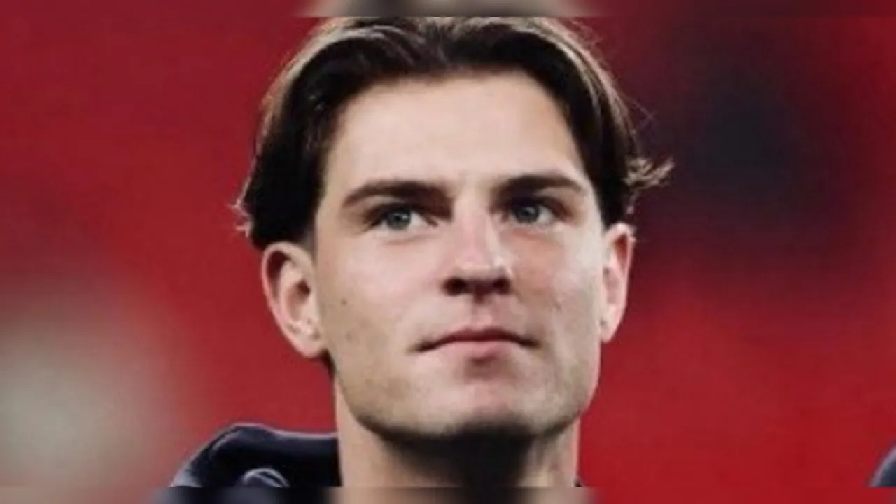 Scott Targetkan Tempat di Lini Tengah Inggris Untuk Euro 2028