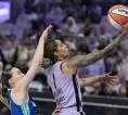 Gabby Williams Bawa Golden State Valkyries Lolos ke Semifinal WNBA