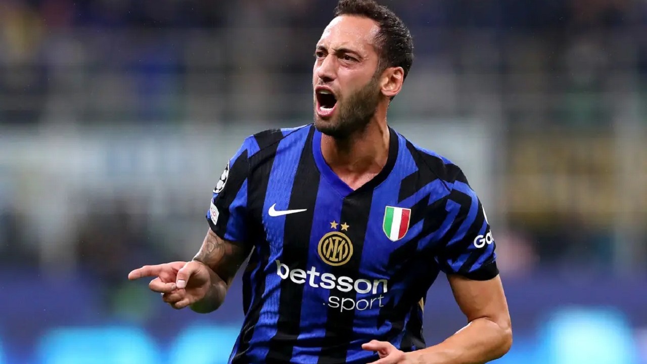 Inter Sambut Kabar Baik, Hakan Calhanoglu Hampir Pulih dari Cedera