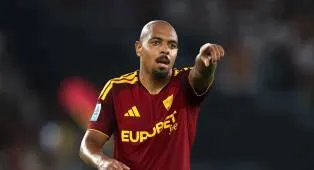 Kalahkan Lautaro, Donyell Malen Raih POTM Serie A Agustus-September