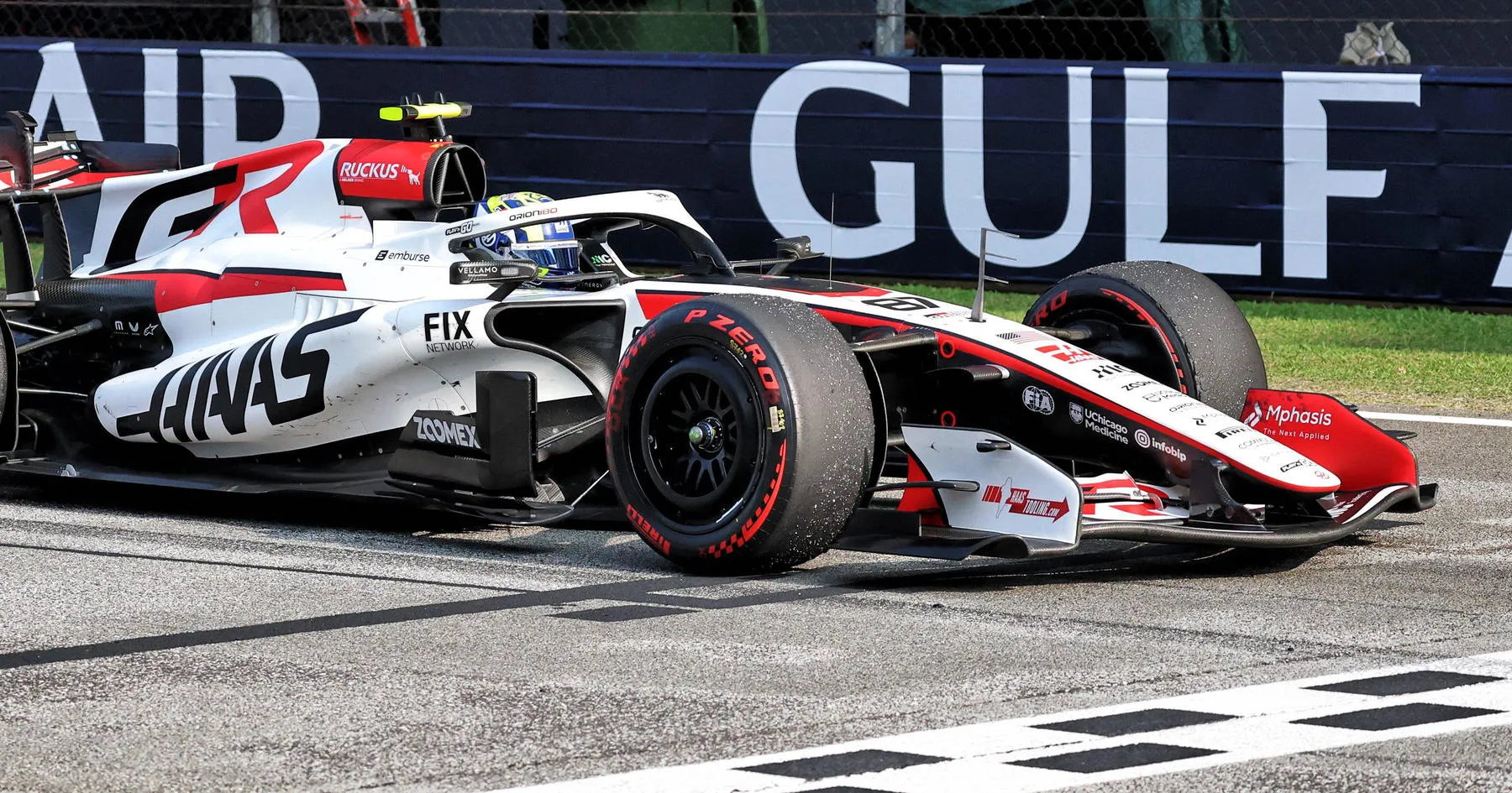 Kesalahan Pengaturan Mobil Hambat Bearman di Malaysia - sumber: (racingnews365)