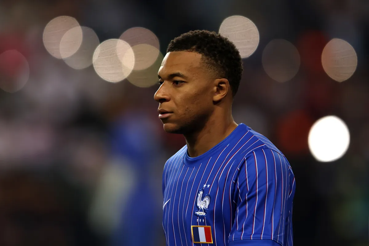 Mbappe Absen di Laga Prancis Kontra Italia, Apa Sebabnya? - sumber: (footballitalia)