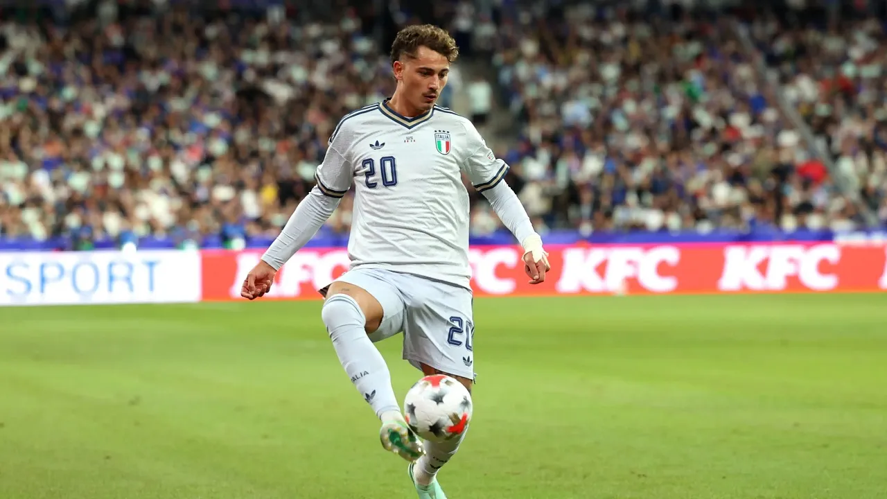 Rapor Timnas Italia: Sebastiano Esposito Lebih Baik dari Pio Esposito