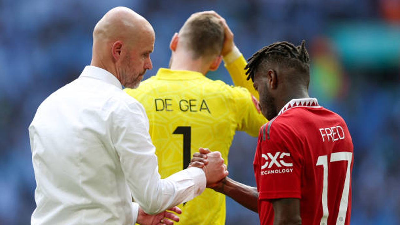 Tidak Becus Kelola Skuat, Fred Kritik Habis Erik ten Hag