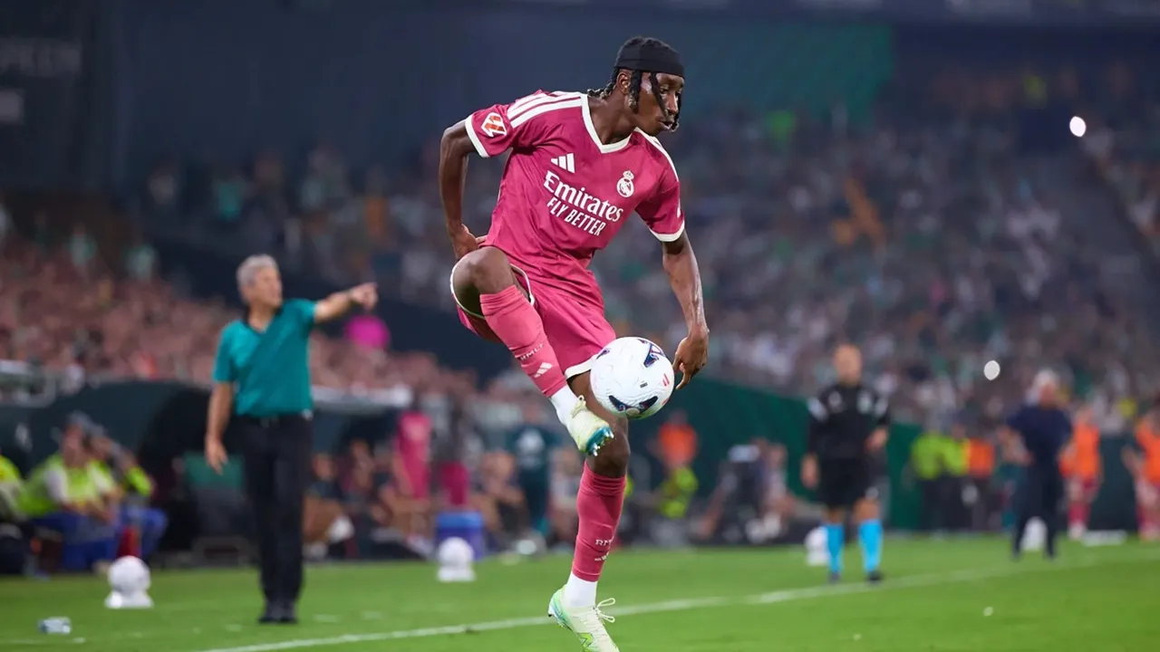 Yan Diomande Mengalahkan Kylian Mbappe dan Lamine Yamal dalam Statistik Ini