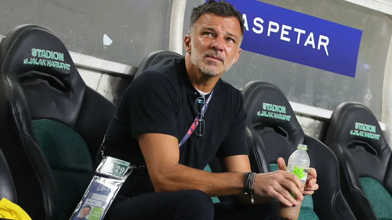 Anthony Hudson.