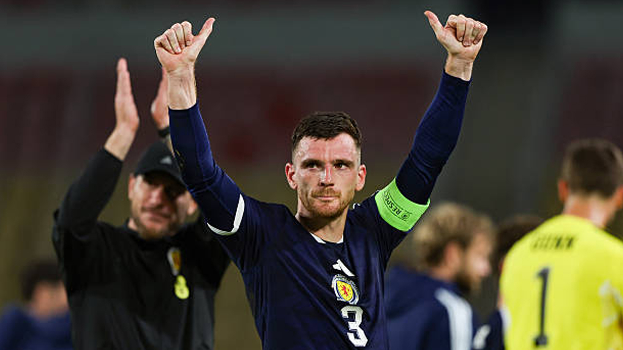 Cetak Sejarah, Andy Robertson Jadi Pemain Kedua Skotlandia dengan 100 Caps