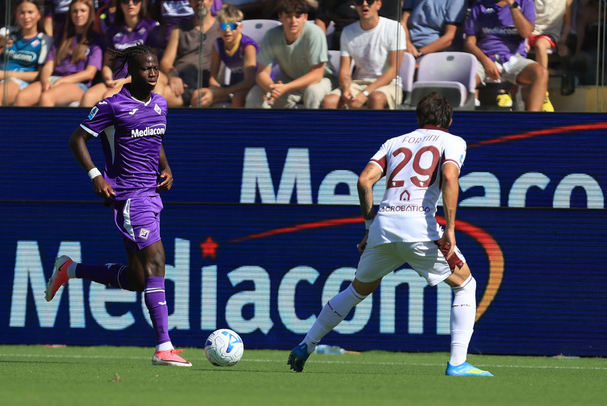 Njie Lebih Pilih Fiorentina Meski Crystal Palace Coba Tikung