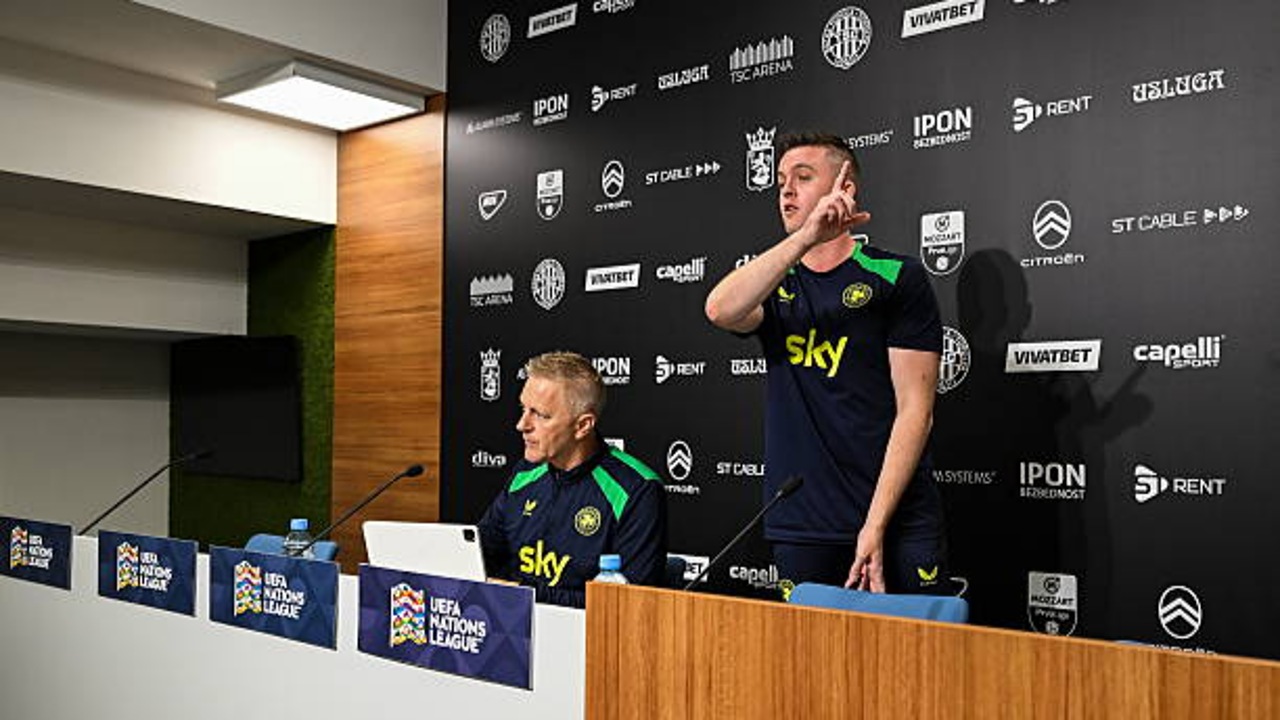 Sesi Konferensi Pers Republik Irlandia Memanas Usai Tudingan Rasisme
