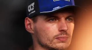 Verstappen Hadapi Potensi Kesalahan Red Bull di Akhir Musim