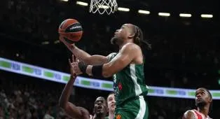 Carsen Edwards Menghadapi Masalah di Luar Lapangan