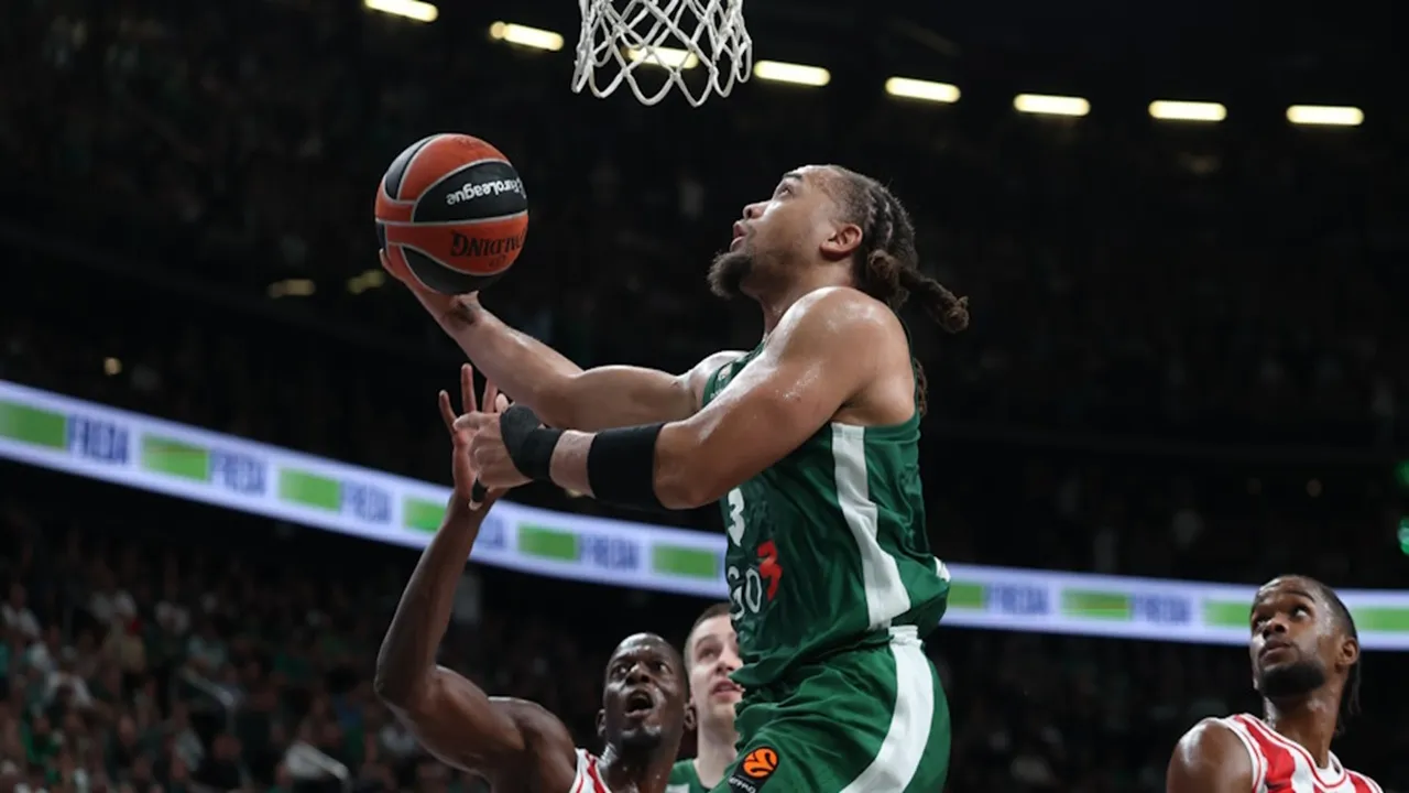 Carsen Edwards Menghadapi Masalah di Luar Lapangan