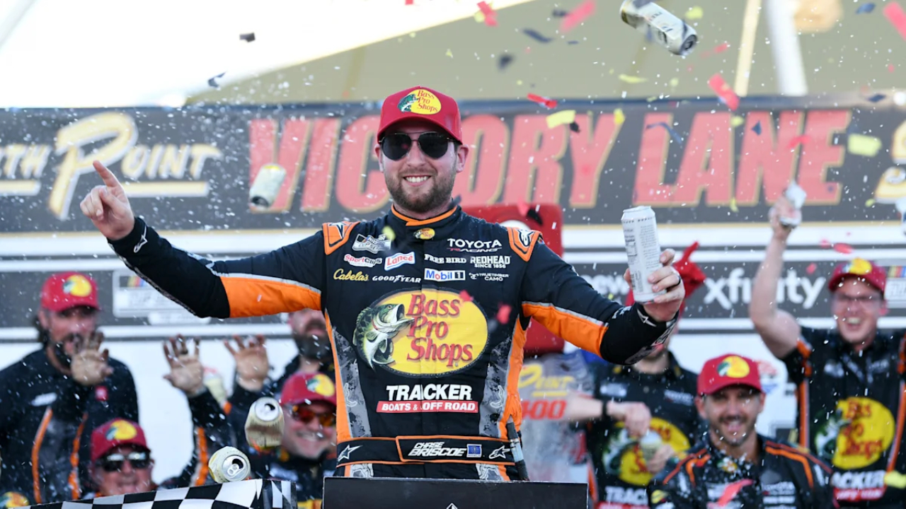 Chase Briscoe Amankan Kemenangan Balapan NASCAR Cup di Las Vegas