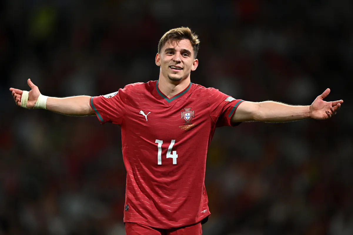Conceicao Kena Kartu Merah Kilat, Portugal Hadapi Tantangan Baru - sumber: (footballitalia)