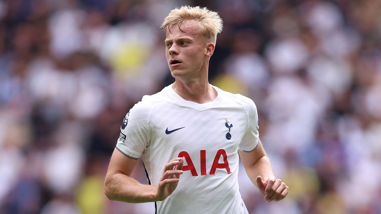 Jan Paul van Hecke dan Van de Ven Punya Potensi Tampil Hadapi MU
