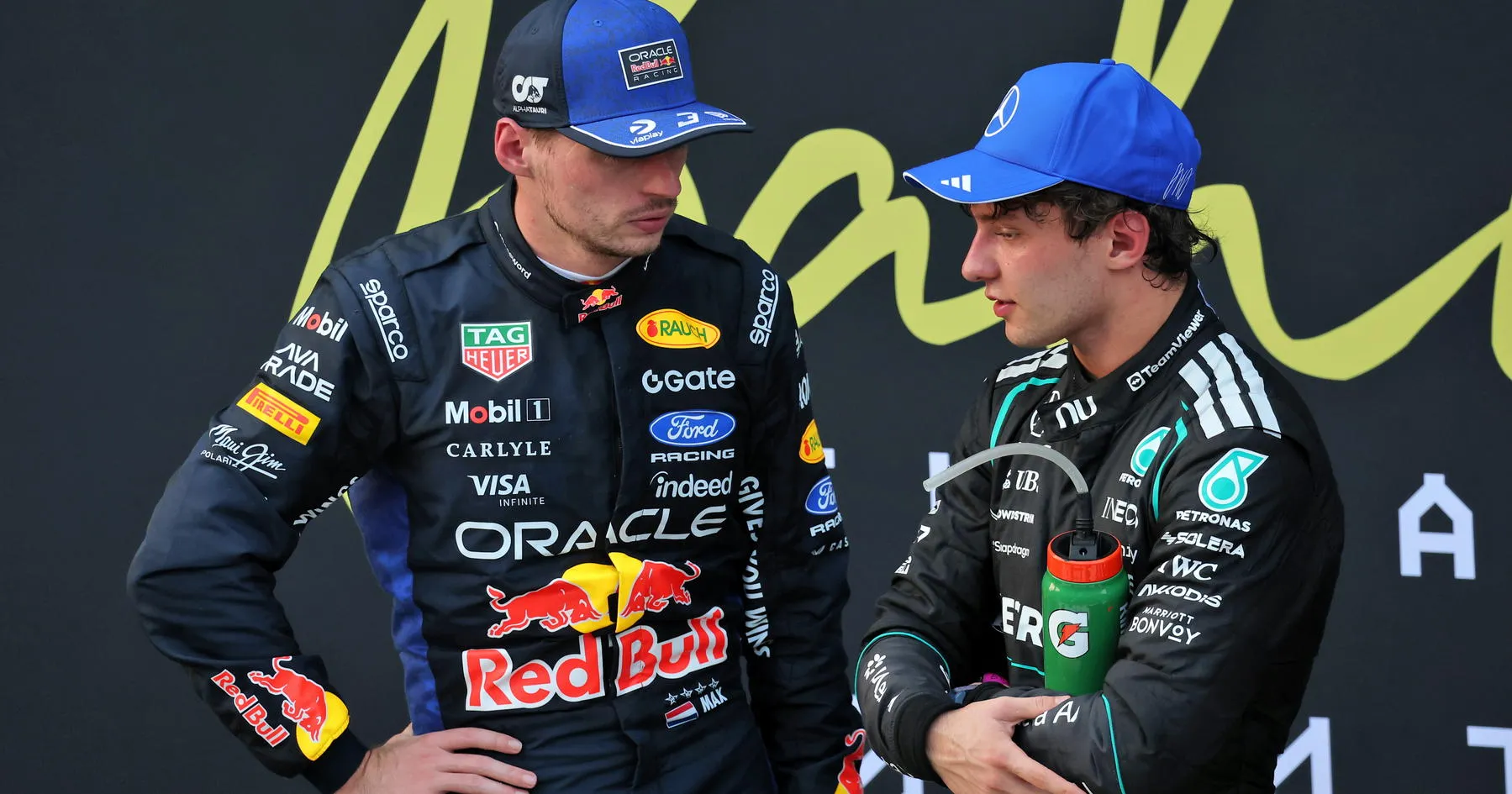 Perbedaan Penting Verstappen dan Antonelli Menurut Villeneuve - sumber: (racingnews365)