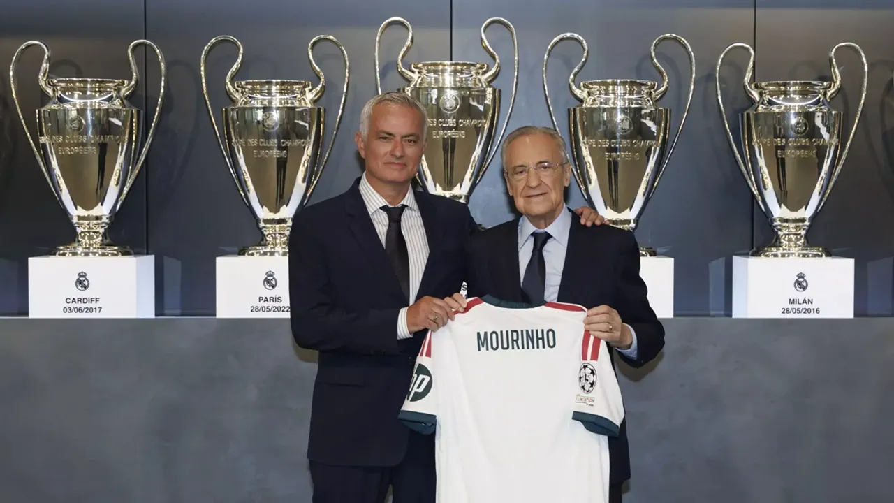 Florentino Perez Diprediksi Akan Mengundurkan Diri