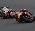 Maverick Vinales: Bahu Pulih, Raih Poin di Comeback MotoGP