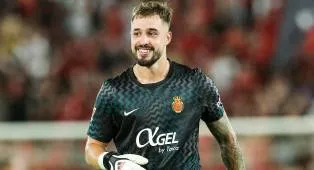 Arnau Tenas Tak Menutup Kemungkinan Kembali ke Barcelona