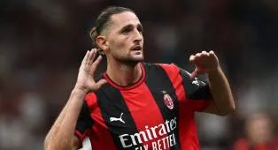 Bukan Cuma Pulisic, Milan Juga Siapkan Kontrak Adrien Rabiot hingga 2031