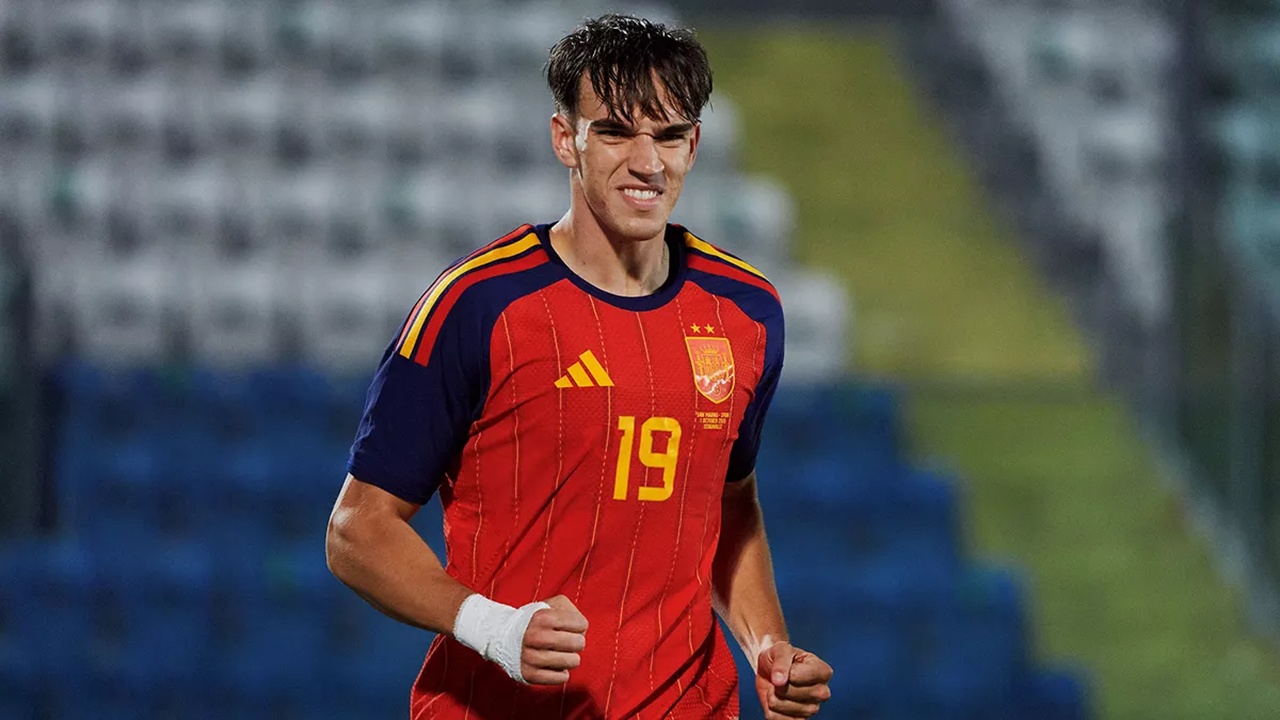 Carlos Espí Berhasil Memenangkan Florentino Perez