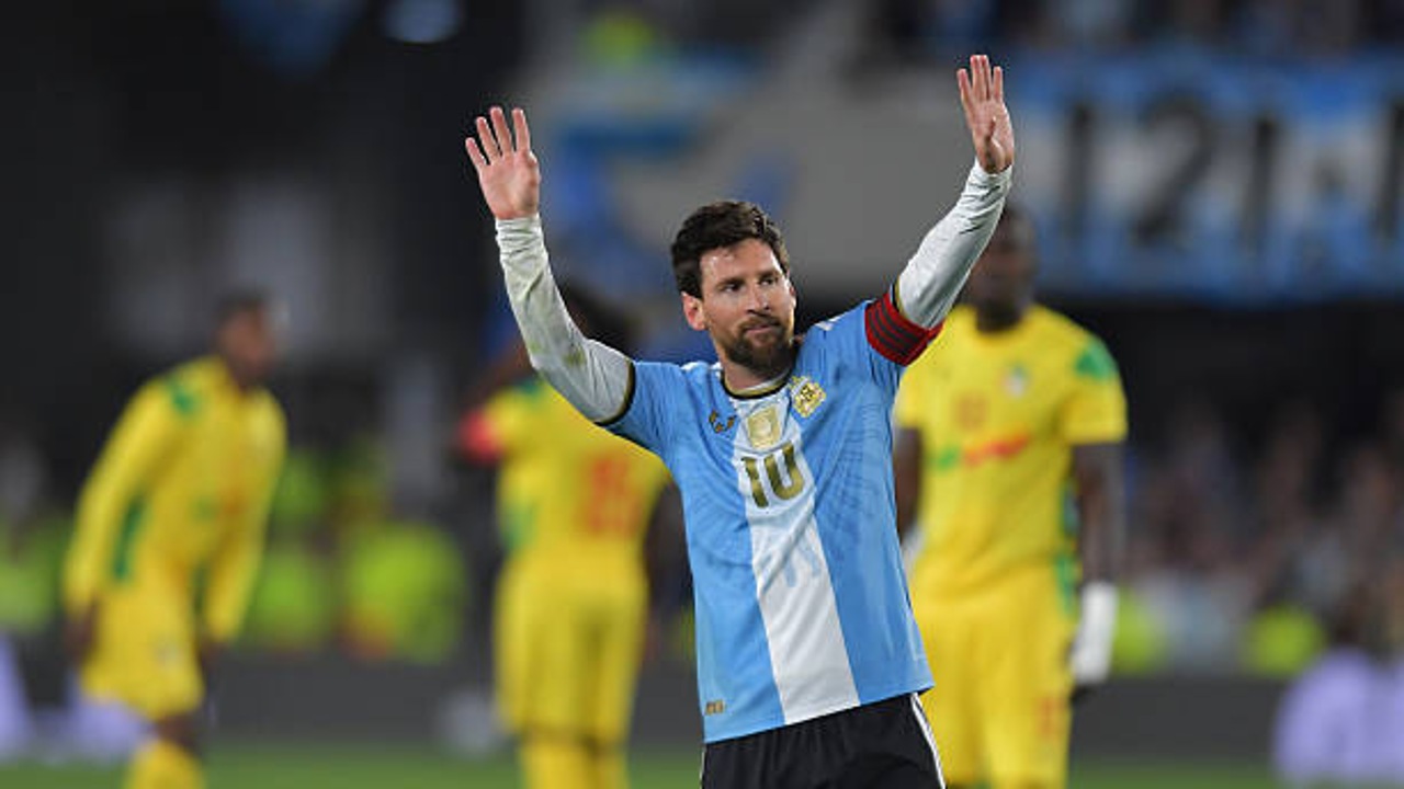 Lionel Messi Cetak Gol di Laga Perpisahan Bersama Argentina
