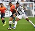 Thuram Menuju Lyon, Juventus Tunggu Hasil Tes Alajbegovic