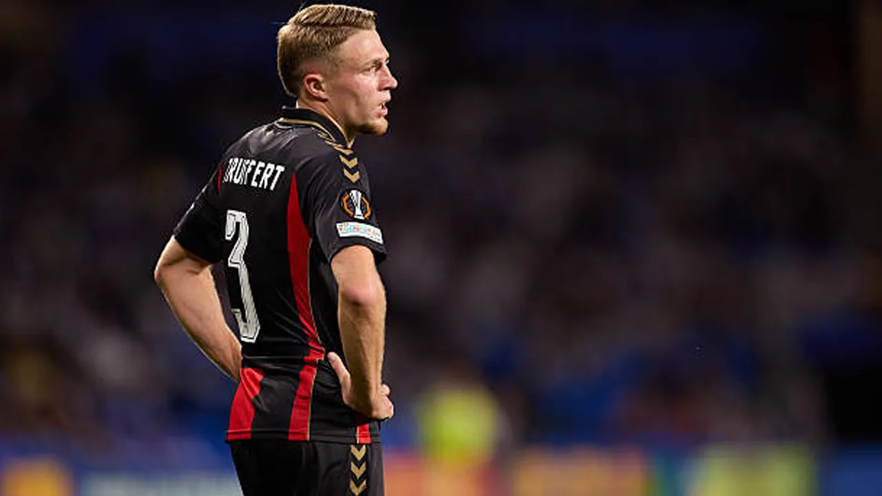 Adrien Truffert Diburu Klub Top, Berapa Klausul Pelepasannya di Bournemouth?