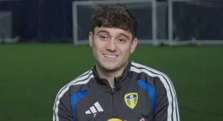 Bintang Leeds Ungkap Sikap Tim Jelang Laga Kontra Arsenal