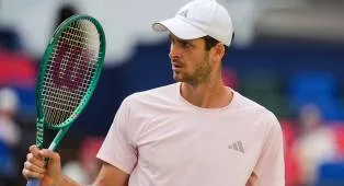 Hubert Hurkacz Siap Tantang Novak Djokovic Di Shanghai