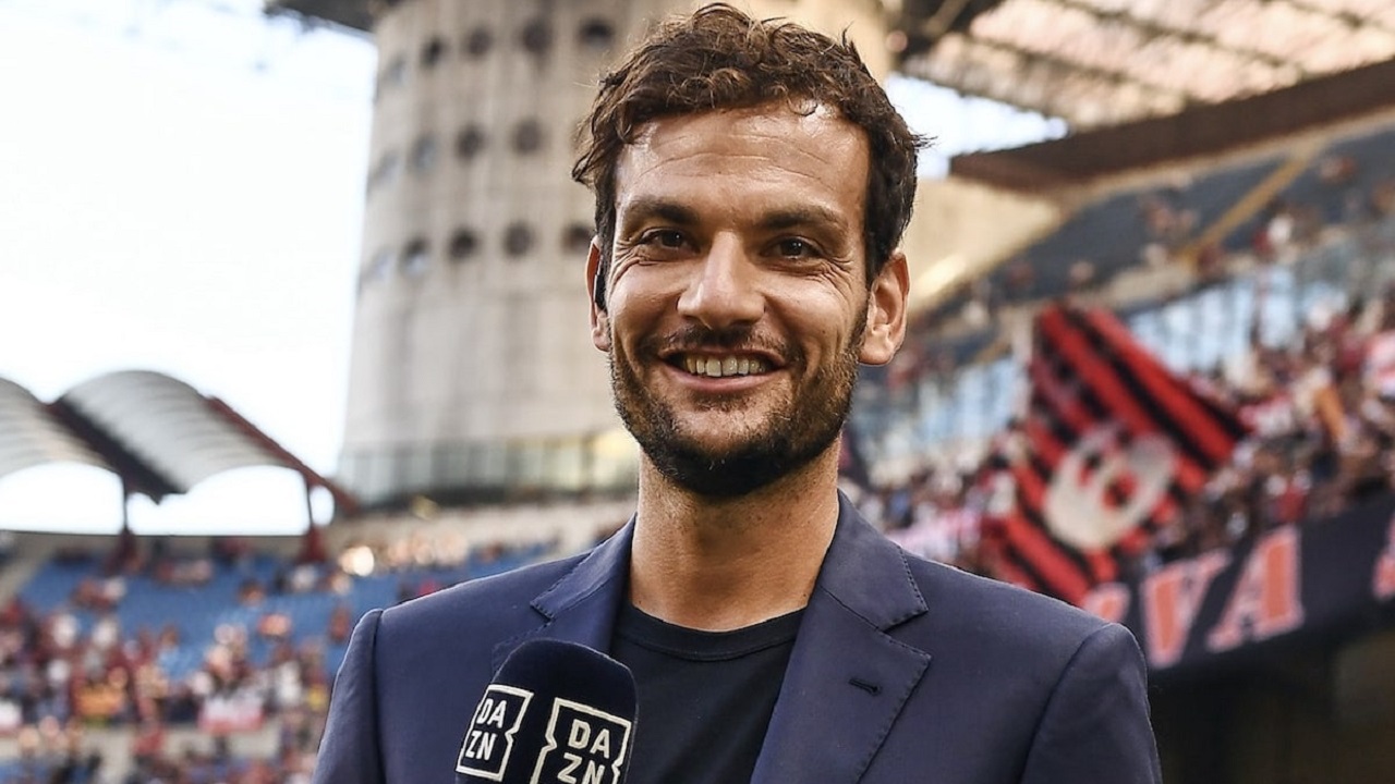 Marco Parolo Ungkap Metode Latih Milan U17, Utamakan Ekspresi Pemain
