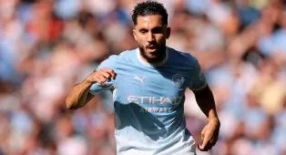 Tampil Impresif di Inggris, Rayan Cherki Masuk Radar Real Madrid Lagi