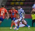 Tiga Gol Telat Antarkan Persib 'Remontada' di Markas Port FC