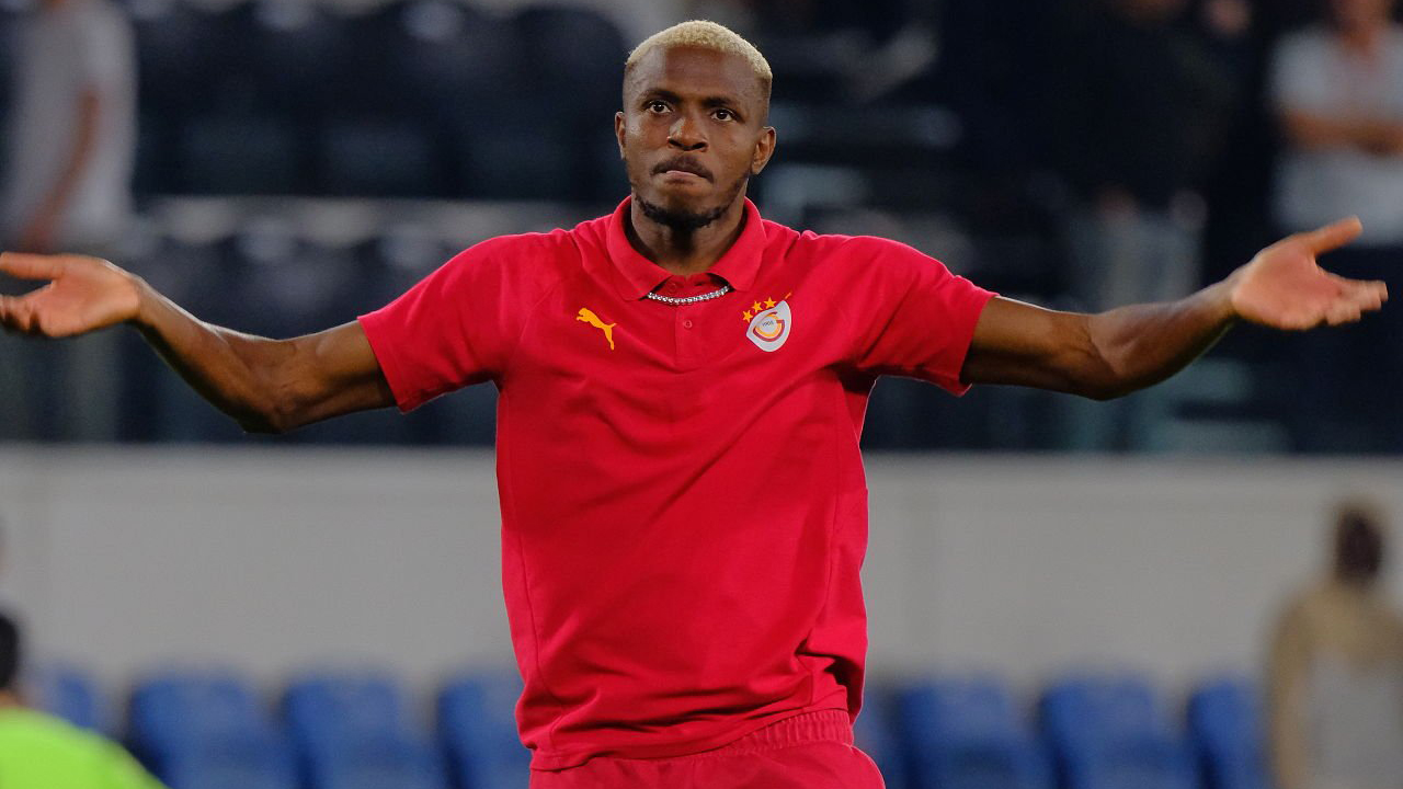 Victor Osimhen Berpeluang Tampil Saat Galatasaray Hadapi Barcelona