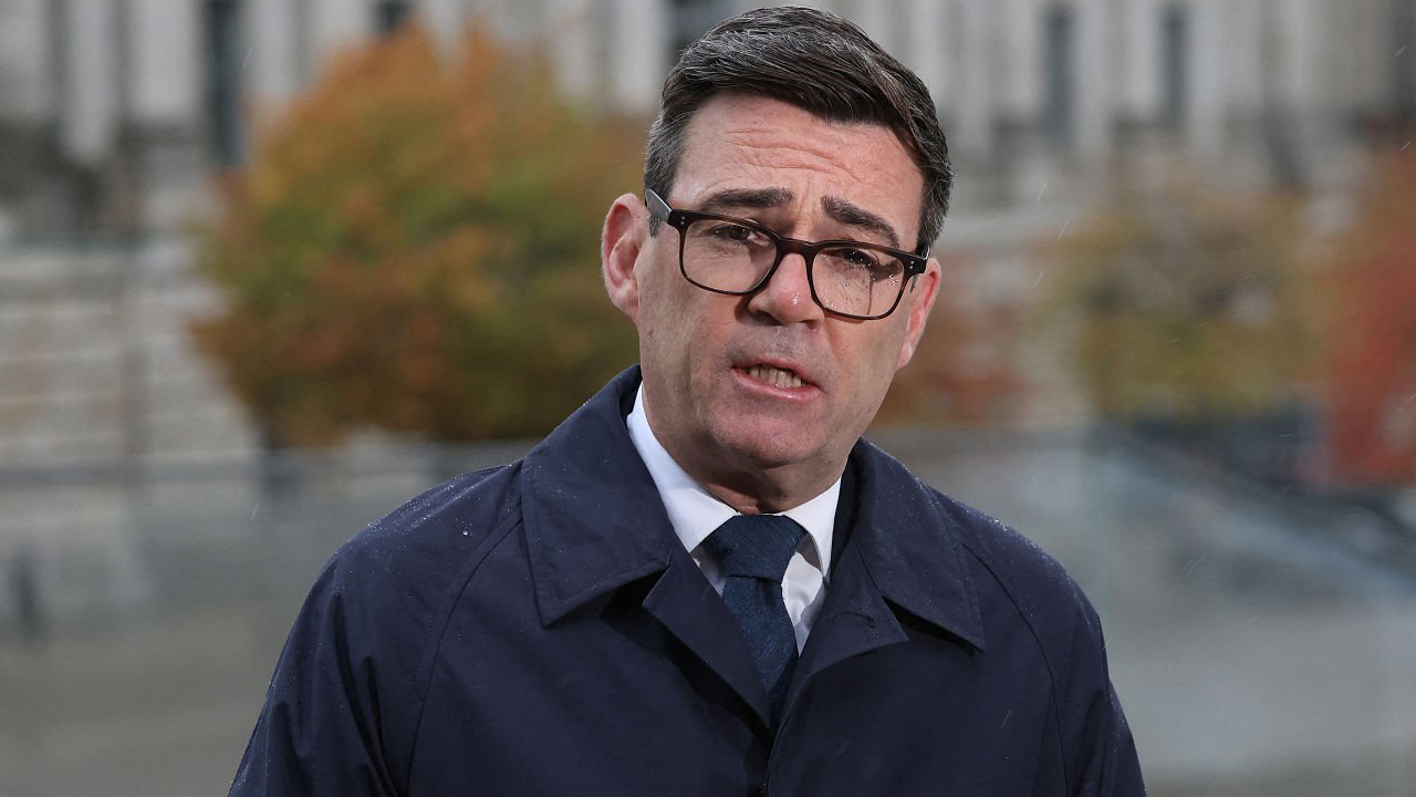 Andy Burnham Disorot Usai Komentar Soal City, Ini Klarifikasi Terbarunya