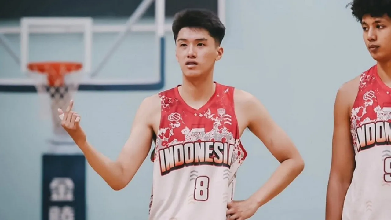 Kesatria Bengawan Solo diperkuat oleh Hosea Kenneth.