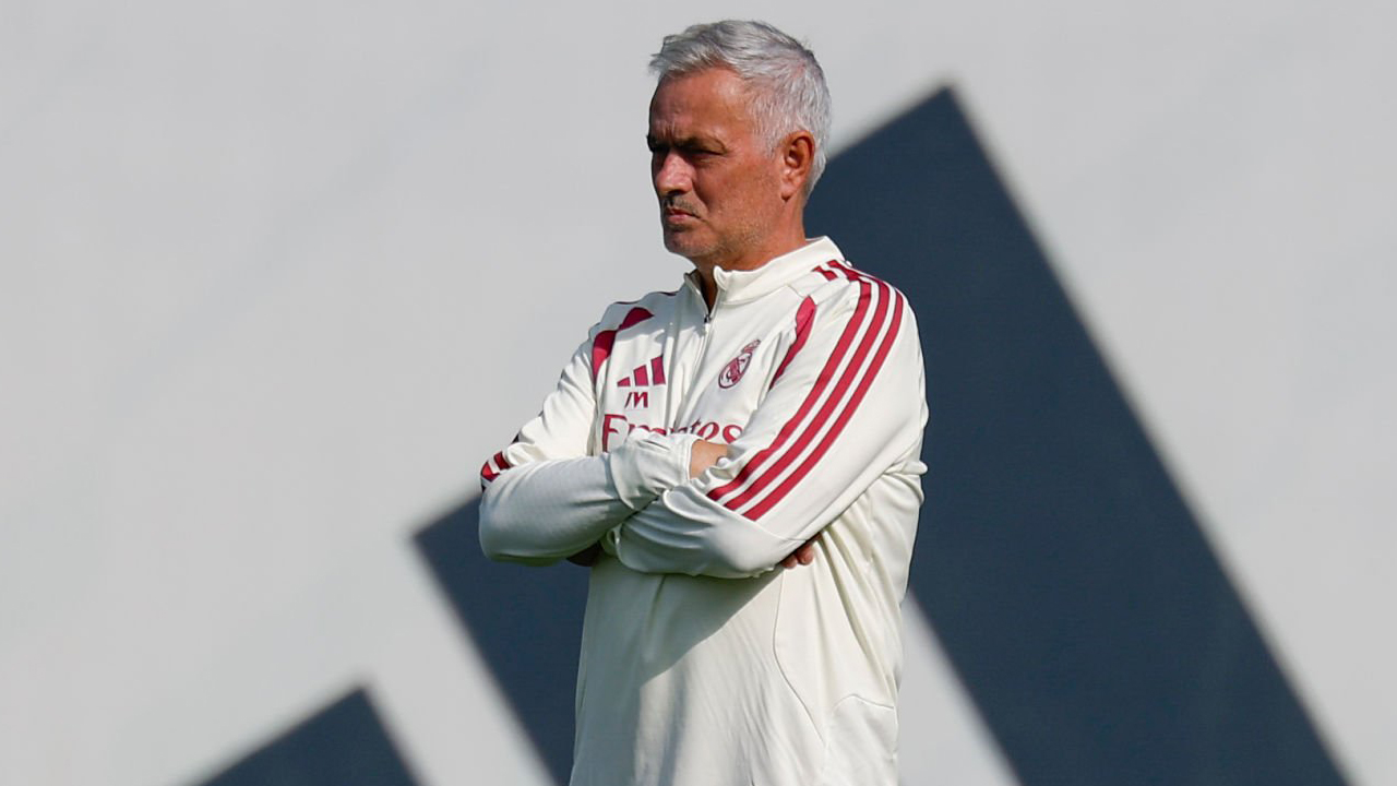 Jose Mourinho Komentari Skandal Keuangan Manchester City
