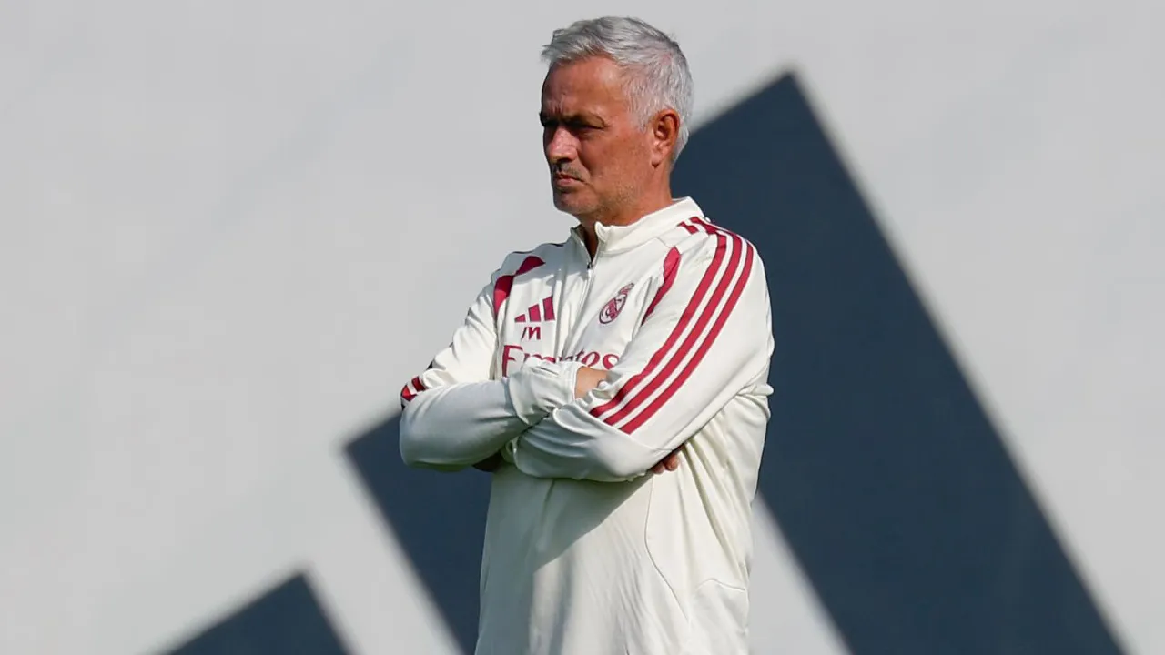 Jose Mourinho Komentari Skandal Keuangan Manchester City