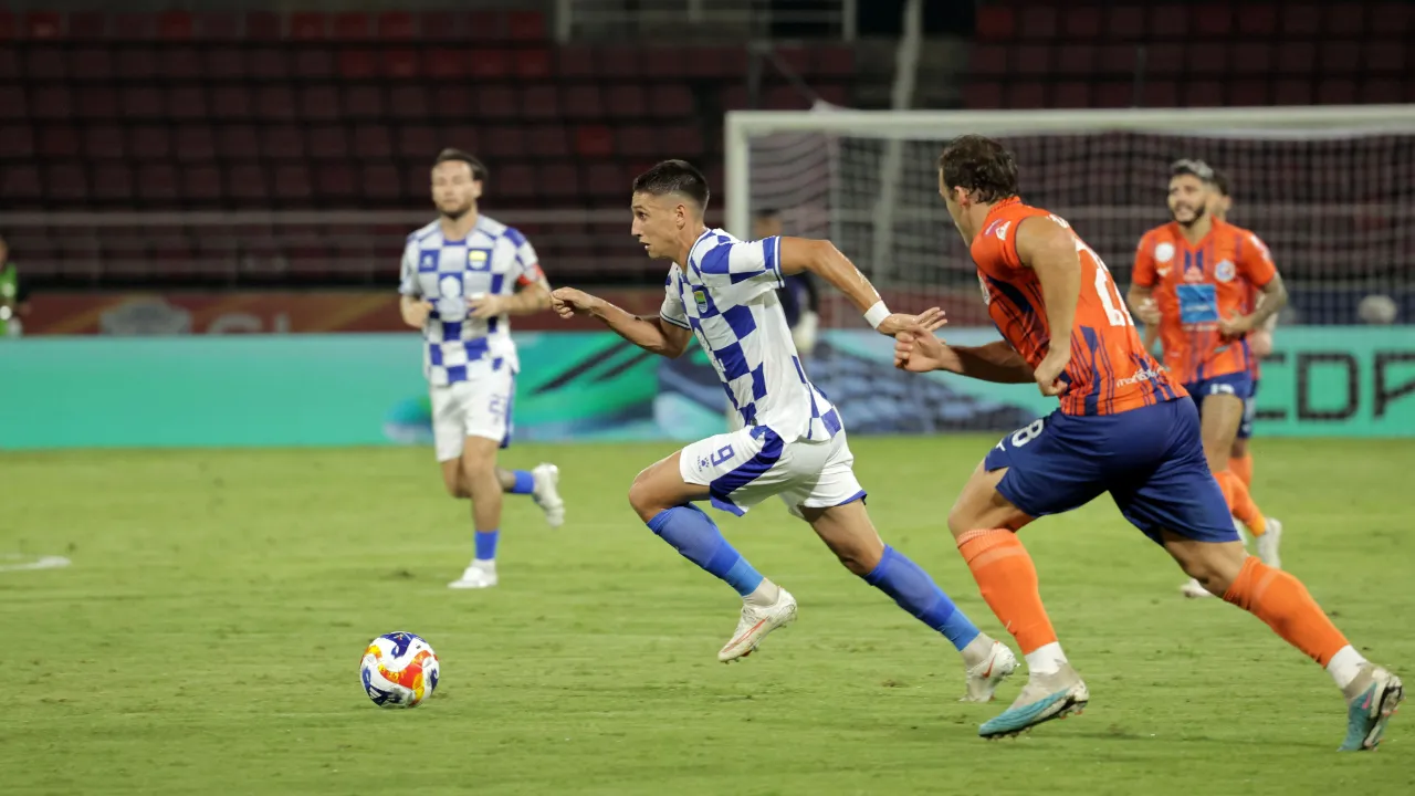 Winger Persib, Luka Menalo
