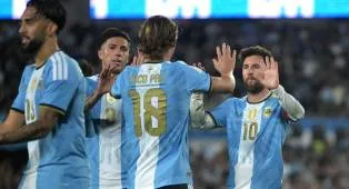 Pesan Hangat Bintang Serie A untuk Messi Usai Pensiun dari Timnas