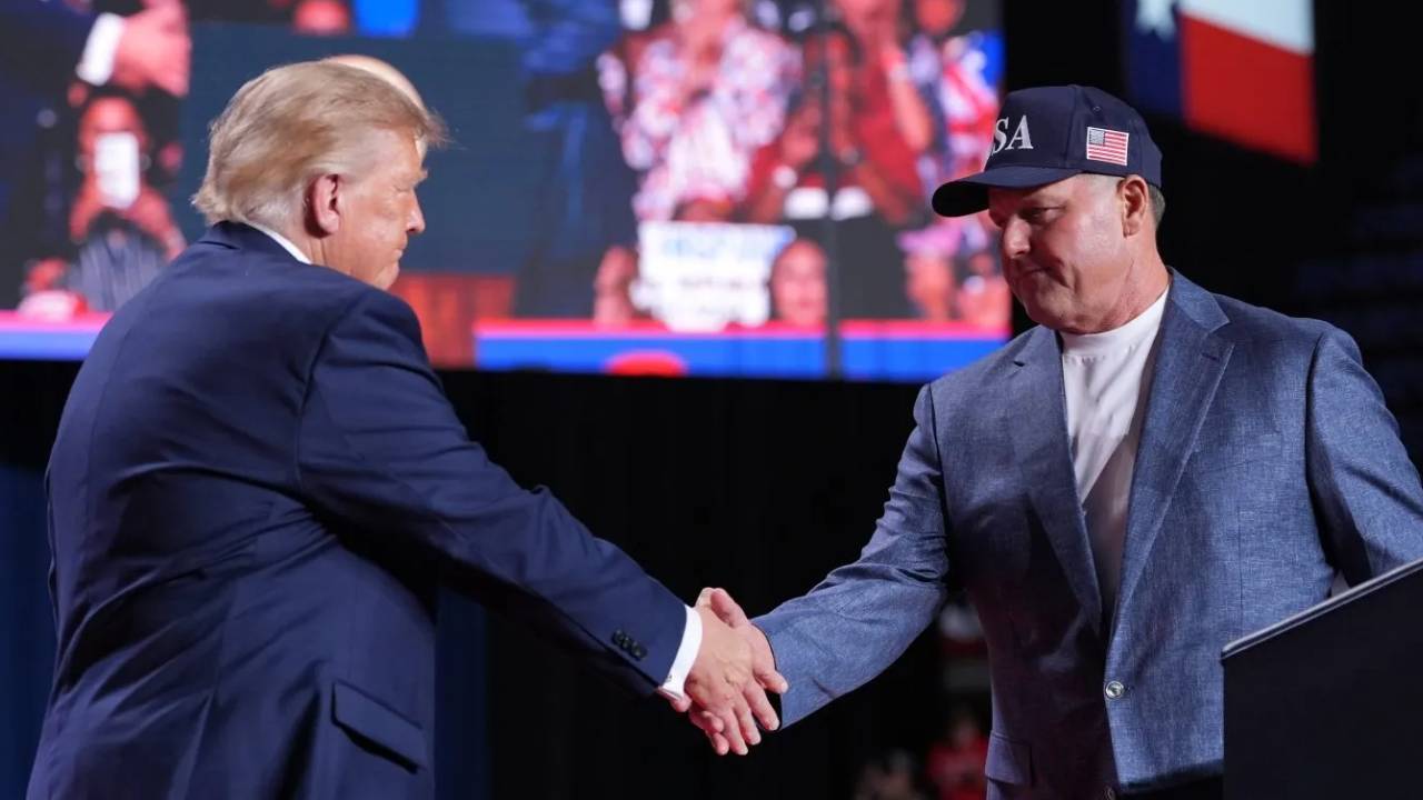 Roger Clemens Akan Terima “Presidential Medal of Freedom” dari Trump