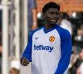 Carlos Baleba Ungkap Pesan Pertama Paul Pogba Usai Gabung MU