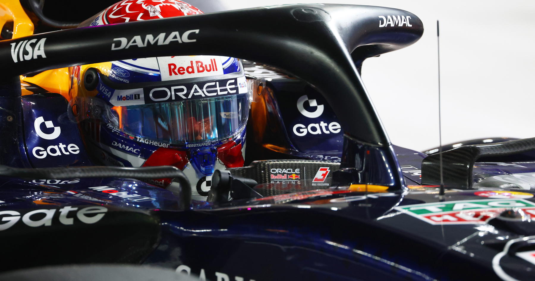 Max Verstappen Lolos Sanksi, FIA Dikecam Usai Kontroversi